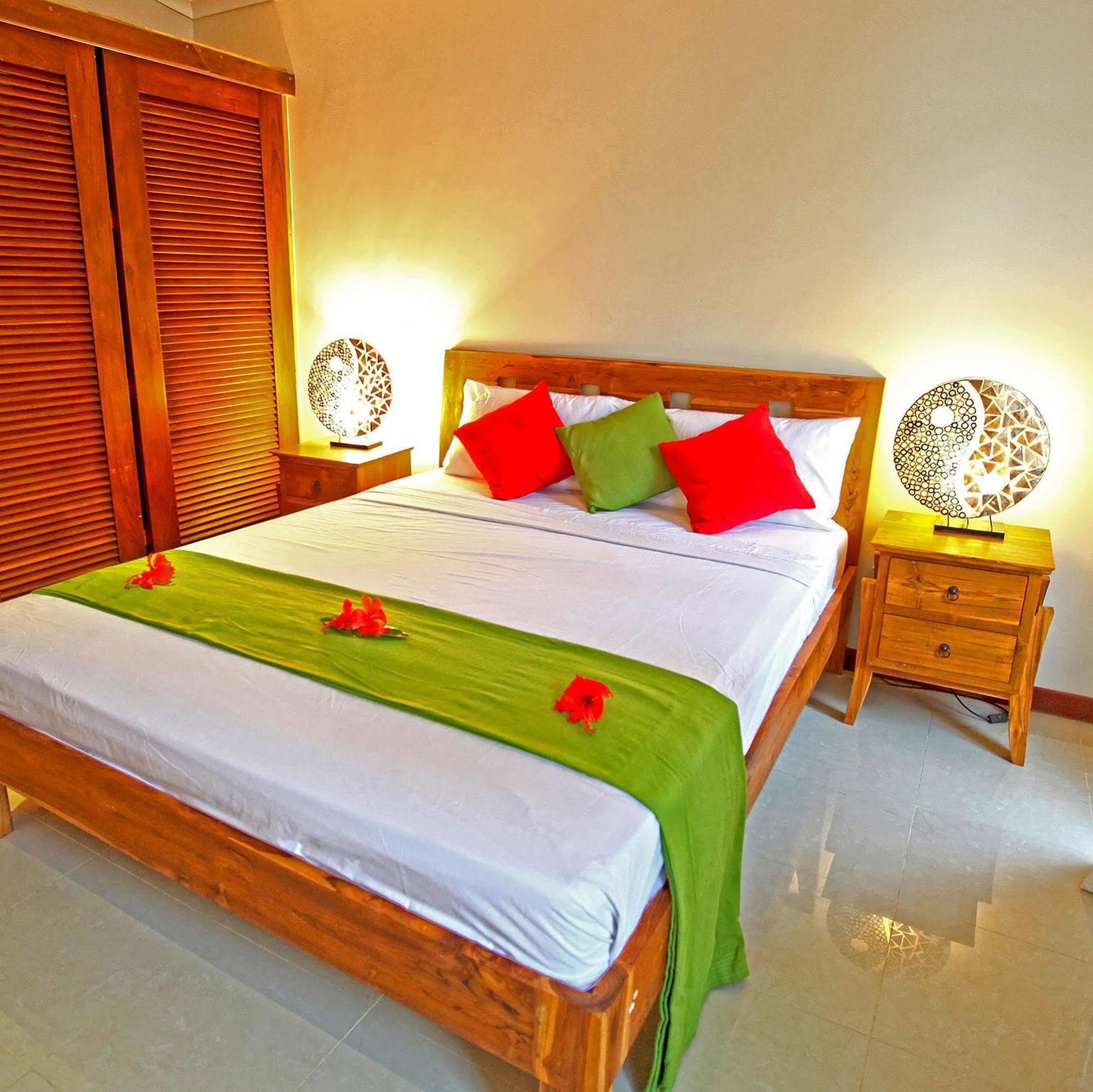 Tropicana Lagoon Apartments Port-Vila Extérieur photo
